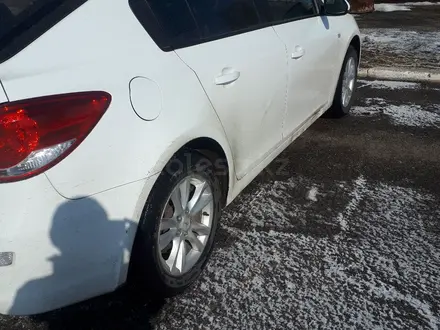 Chevrolet Cruze 2013 года за 4 300 000 тг. в Экибастуз – фото 2