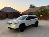 Jeep Cherokee 2015 года за 6 000 000 тг. в Бейнеу – фото 5