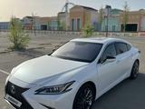 Lexus ES 250 2018 годаүшін20 265 507 тг. в Актау – фото 2