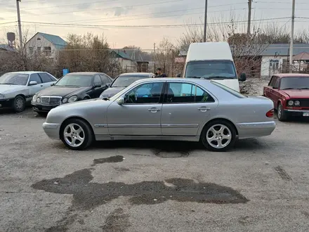 Mercedes-Benz E 320 2001 года за 5 500 000 тг. в Шымкент – фото 3