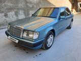 Mercedes-Benz E 230 1992 года за 1 650 000 тг. в Тараз – фото 2