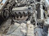 102 Мотор ДВС от мерседес за 300 000 тг. в Алматы – фото 2