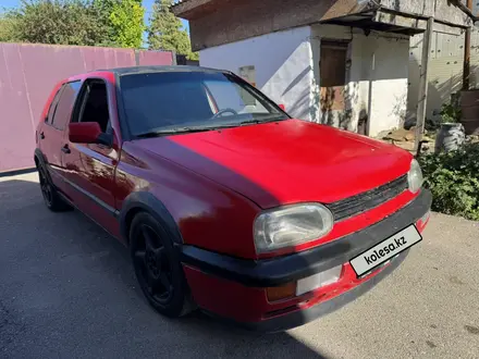 Volkswagen Golf 1996 года за 800 000 тг. в Алматы – фото 5