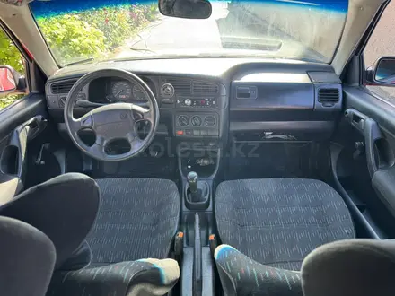 Volkswagen Golf 1996 года за 800 000 тг. в Алматы – фото 6