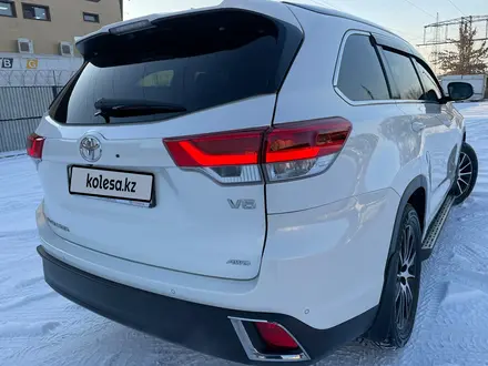 Toyota Highlander 2018 года за 23 000 000 тг. в Алматы – фото 8