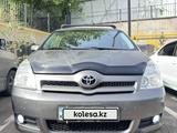Toyota Corolla Verso 2004 года за 3 750 000 тг. в Алматы – фото 2