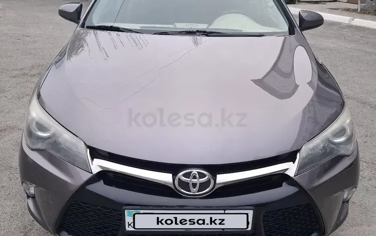 Toyota Camry 2017 годаүшін10 300 000 тг. в Атырау