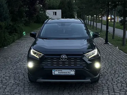Toyota RAV4 2020 года за 14 500 000 тг. в Алматы – фото 2