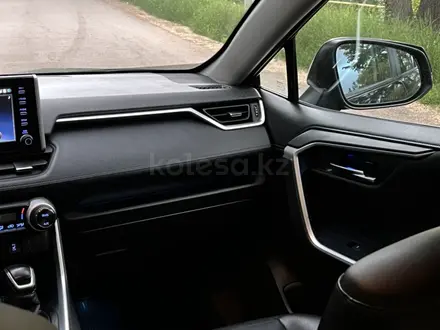Toyota RAV4 2020 года за 14 500 000 тг. в Алматы – фото 8