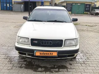 Audi 100