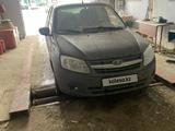 ВАЗ (Lada) Granta 2190 2013 годаүшін1 700 000 тг. в Сатпаев – фото 3