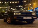 Volkswagen Golf 1995 года за 500 000 тг. в Астана