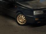 Volkswagen Golf 1995 года за 500 000 тг. в Астана – фото 3