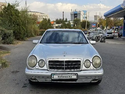 Mercedes-Benz E 280 1996 года за 2 400 000 тг. в Шымкент – фото 4