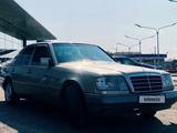 Mercedes-Benz E 220 1994 годаfor2 700 000 тг. в Алматы – фото 4