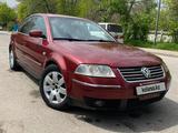 Volkswagen Passat 2002 годаүшін2 500 000 тг. в Алматы
