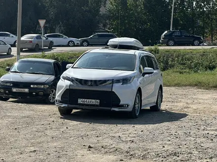 Toyota Sienna 2022 года за 21 000 000 тг. в Атырау – фото 7