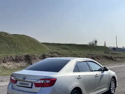 Toyota Camry 2013 года за 7 990 000 тг. в Шымкент – фото 5