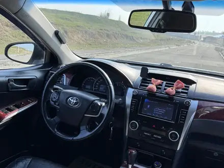 Toyota Camry 2013 года за 7 990 000 тг. в Шымкент – фото 13