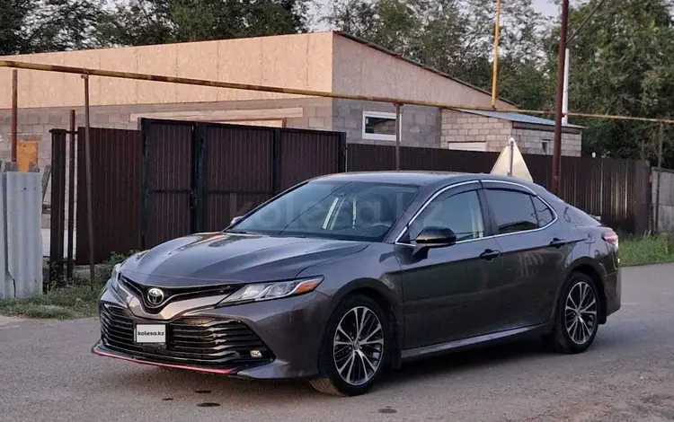 Toyota Camry 2019 годаүшін8 900 000 тг. в Уральск