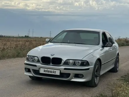 BMW 528 1998 года за 2 200 000 тг. в Шамалган – фото 2