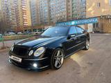 Mercedes-Benz E 500 2004 годаfor6 000 000 тг. в Астана