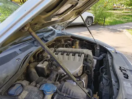 Volkswagen Touareg 2006 года за 5 500 000 тг. в Астана – фото 7