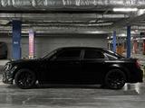 Chrysler 300C 2006 года за 9 000 000 тг. в Усть-Каменогорск – фото 2