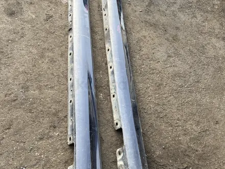Резинки порог на дверь лодочка на крышу и мольдинги за 11 100 тг. в Алматы – фото 7