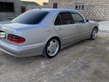 Mercedes-Benz E 320 2000 годаүшін4 100 000 тг. в Жанаозен – фото 4