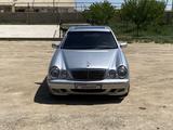 Mercedes-Benz E 320 2000 годаүшін4 100 000 тг. в Жанаозен – фото 2
