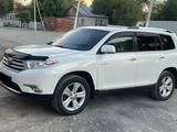 Toyota Highlander 2011 года за 12 500 000 тг. в Караганда