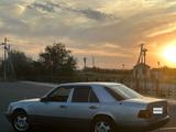 Mercedes-Benz E 220 1994 года за 2 500 000 тг. в Тараз – фото 4