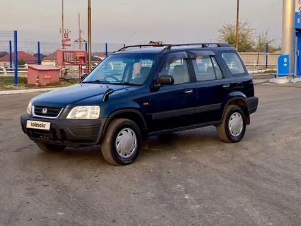 Honda CR-V 1996 года за 3 000 000 тг. в Тараз – фото 2