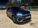 Volkswagen Tiguan 2023 года за 13 500 000 тг. в Астана