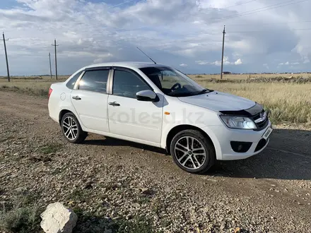 ВАЗ (Lada) Granta 2190 2015 года за 2 950 000 тг. в Кокшетау – фото 6