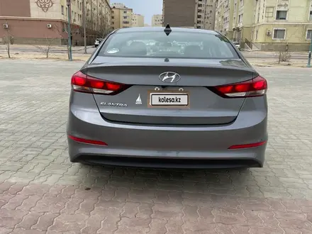 Hyundai Elantra 2018 года за 5 500 000 тг. в Актау – фото 4