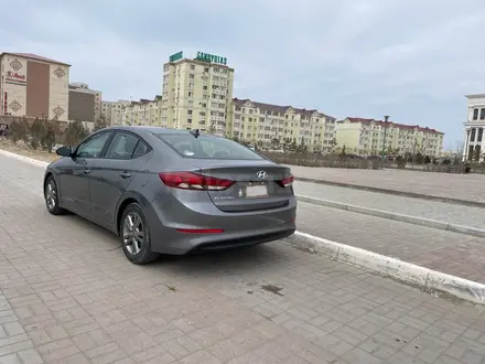 Hyundai Elantra 2018 года за 5 500 000 тг. в Актау – фото 6