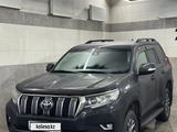 Toyota Land Cruiser Prado 2021 годаfor25 500 000 тг. в Астана