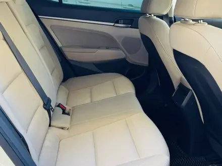 Hyundai Elantra 2017 года за 4 800 000 тг. в Актау – фото 8