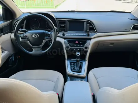 Hyundai Elantra 2017 года за 4 800 000 тг. в Актау – фото 9