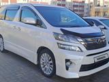 Toyota Vellfire 2012 года за 7 990 000 тг. в Актобе – фото 2