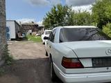 Mercedes-Benz E 230 1989 годаfor1 500 000 тг. в Караганда – фото 4