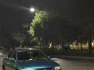 Mazda 323