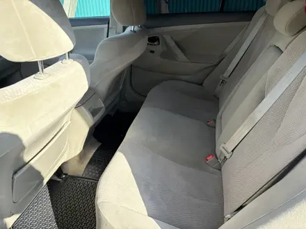 Toyota Camry 2011 года за 3 800 000 тг. в Атырау – фото 6