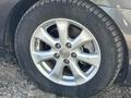 Toyota Camry 2011 года за 3 800 000 тг. в Атырау – фото 9