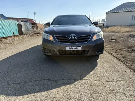 Toyota Camry 2011 года за 3 800 000 тг. в Атырау – фото 8