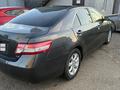 Toyota Camry 2011 года за 3 800 000 тг. в Атырау – фото 12
