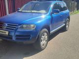 Volkswagen Touareg 2005 годаүшін5 100 000 тг. в Алматы