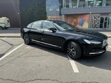 Volvo S90 2022 года за 19 000 000 тг. в Алматы – фото 3